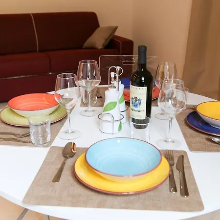 Apartament Exclusive Five Minutes From The Sea Neapol
